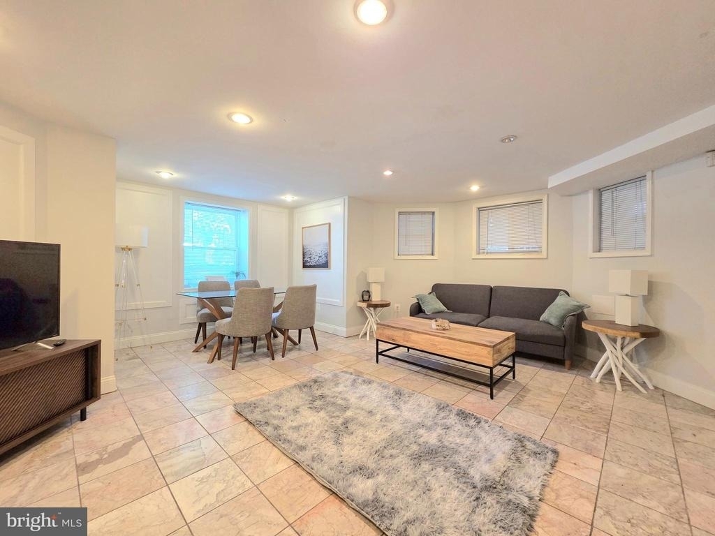1101 P Street Nw - Photo 4