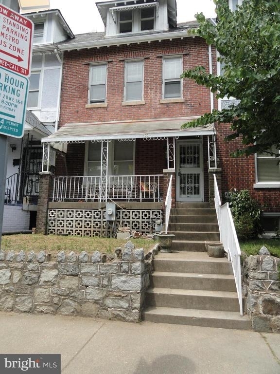705 Quincy Street Nw - Photo 1