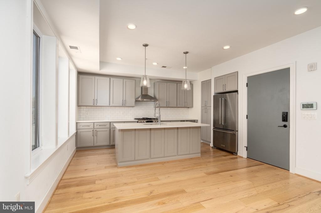 811 Upshur Street Nw - Photo 4