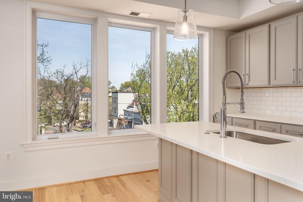 811 Upshur Street Nw - Photo 7
