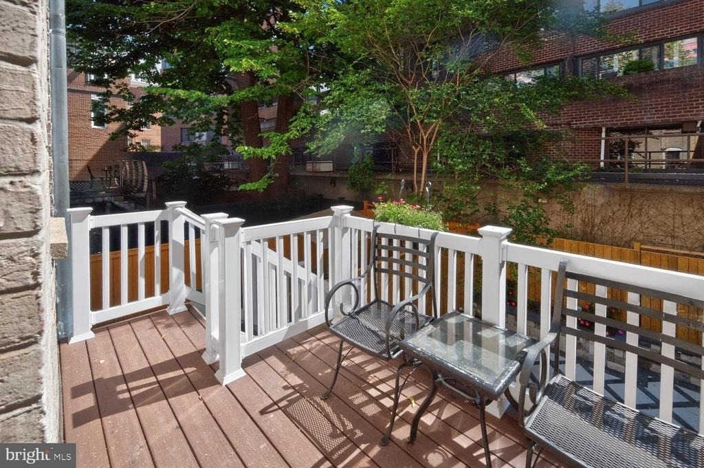 1025 30th Street Nw - Photo 24