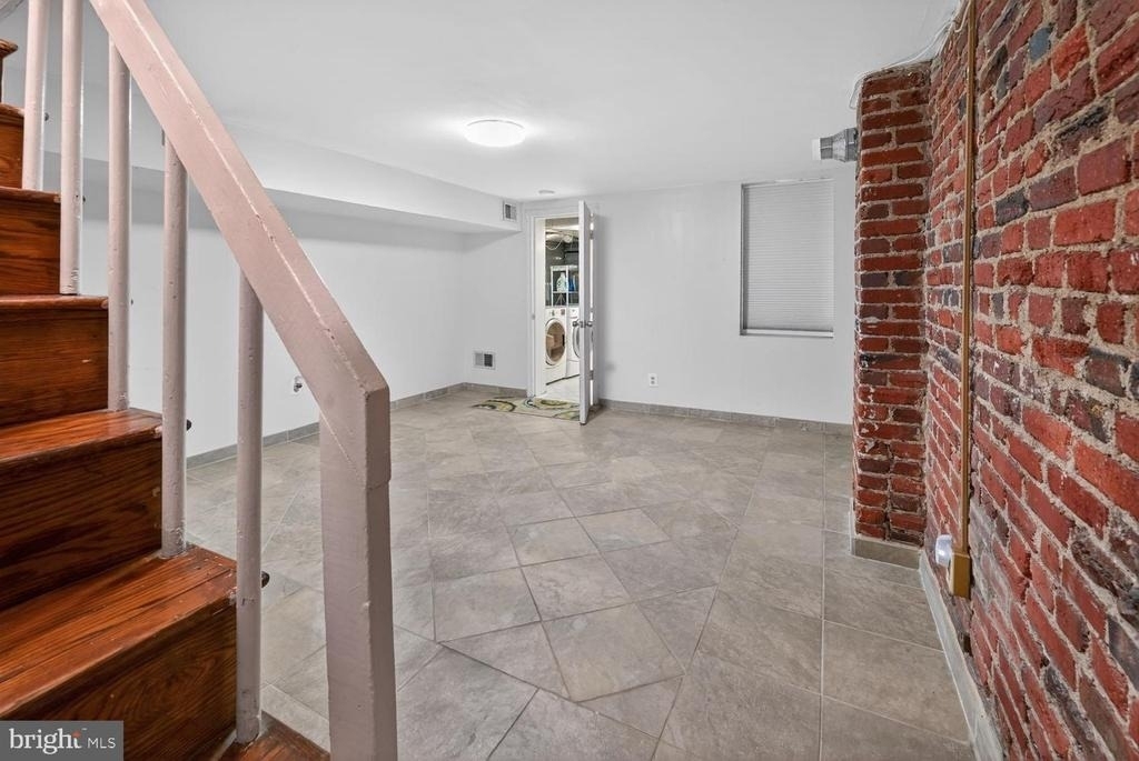 1025 30th Street Nw - Photo 16