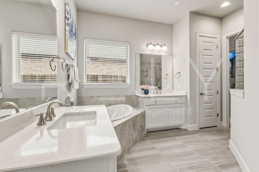 240 Cross Timbers Dr - Photo 22