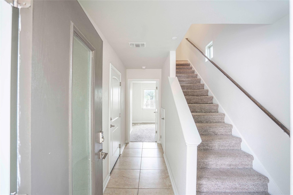 221 Birch Oak Dr - Photo 1
