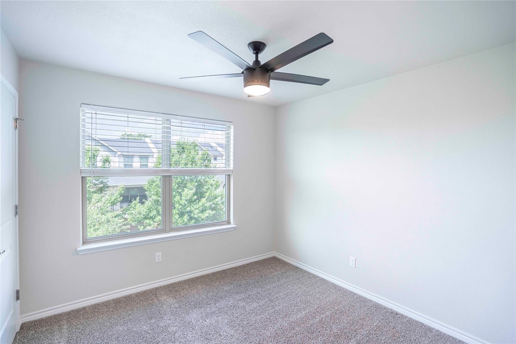 221 Birch Oak Dr - Photo 13