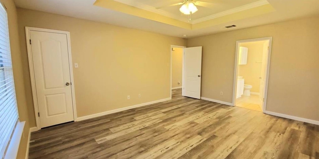 3922 Haleys Way - Photo 13
