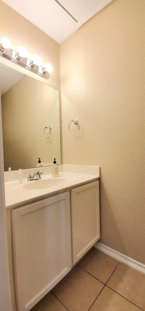 3922 Haleys Way - Photo 4