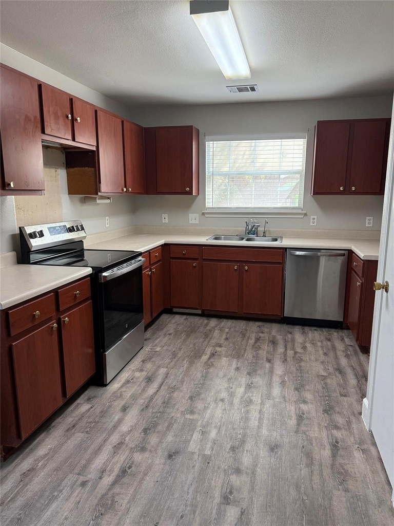 17701 Powder Creek Dr - Photo 3