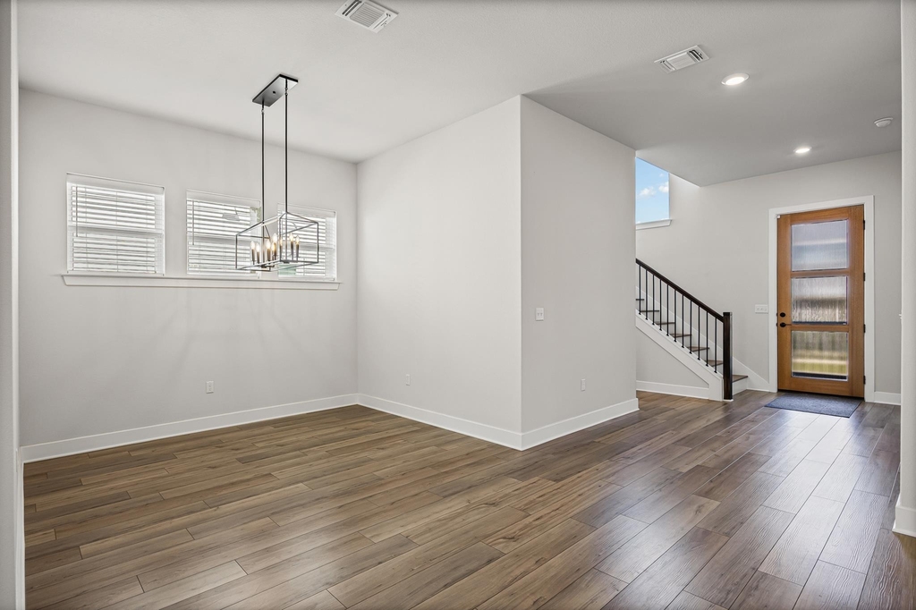 5806 Rangeland Rd - Photo 11