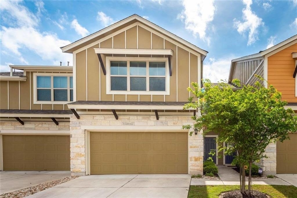 1620 Bryant Dr - Photo 0