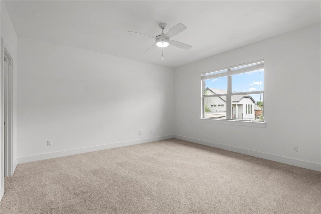 913 Stobaugh St - Photo 35