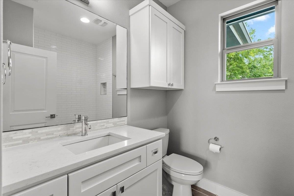 913 Stobaugh St - Photo 37