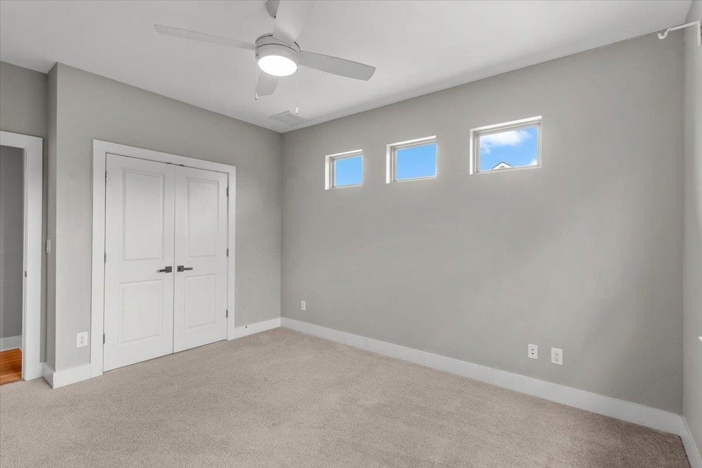 913 Stobaugh St - Photo 32