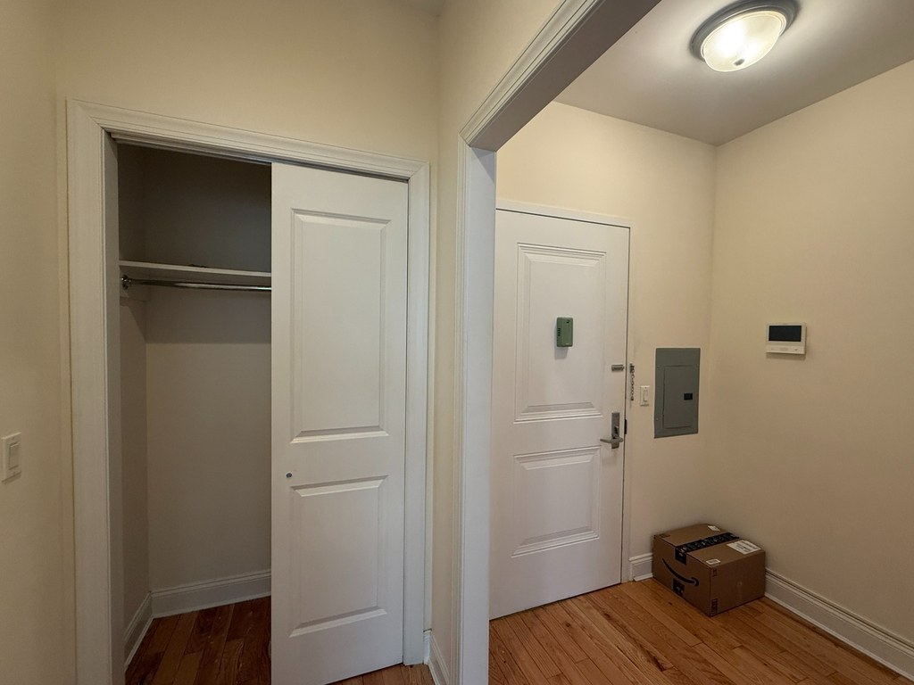 101 Clinton Street - Photo 13