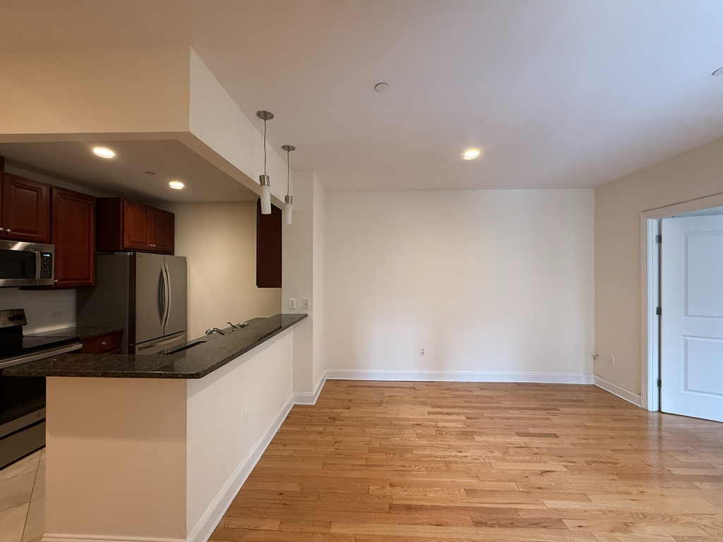 101 Clinton Street - Photo 12