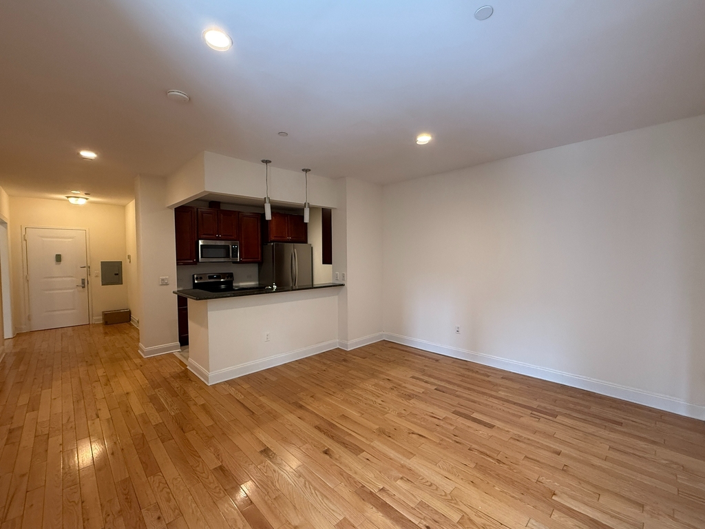 101 Clinton Street - Photo 11