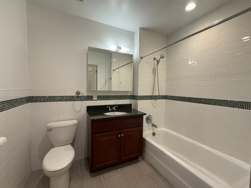 101 Clinton Street - Photo 14