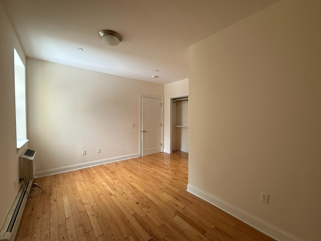 101 Clinton Street - Photo 10