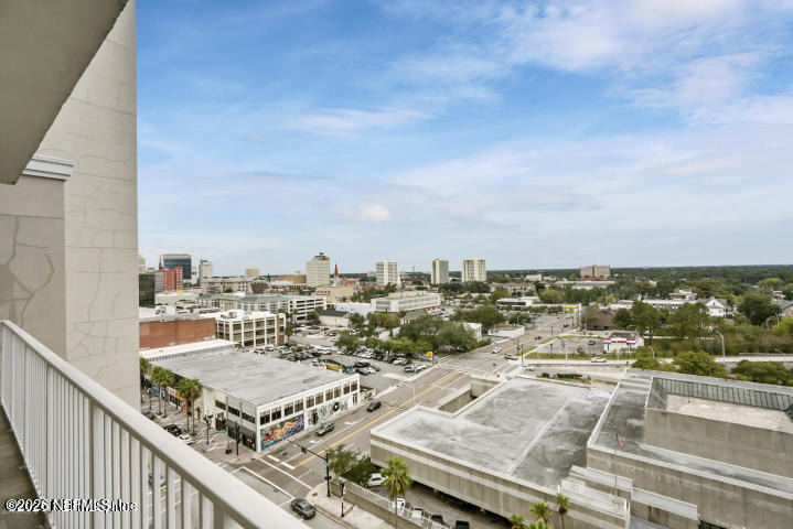 400 E Bay Street - Photo 53