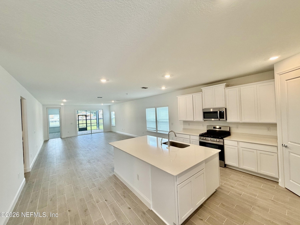 96 Bellaire Isle Street - Photo 2