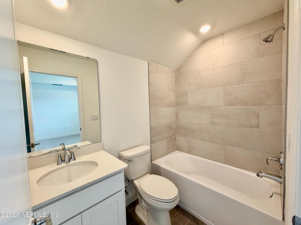 96 Bellaire Isle Street - Photo 5