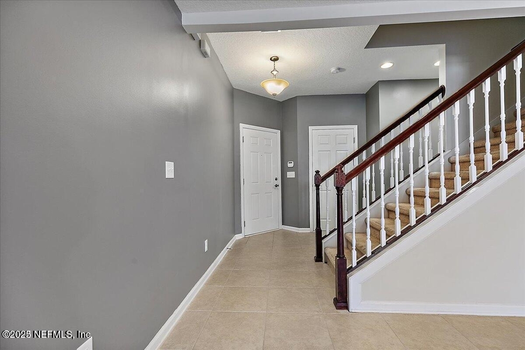 526 Richmond Drive - Photo 1