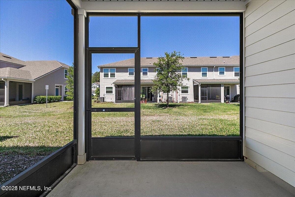 526 Richmond Drive - Photo 14