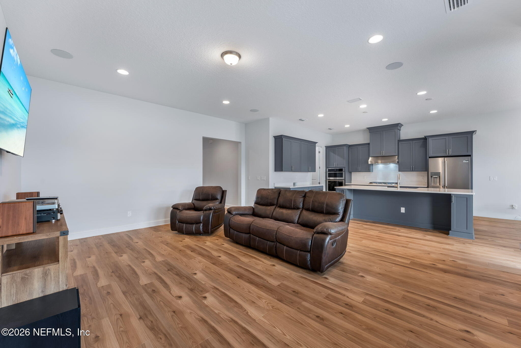 281 Pine Grove Point - Photo 4