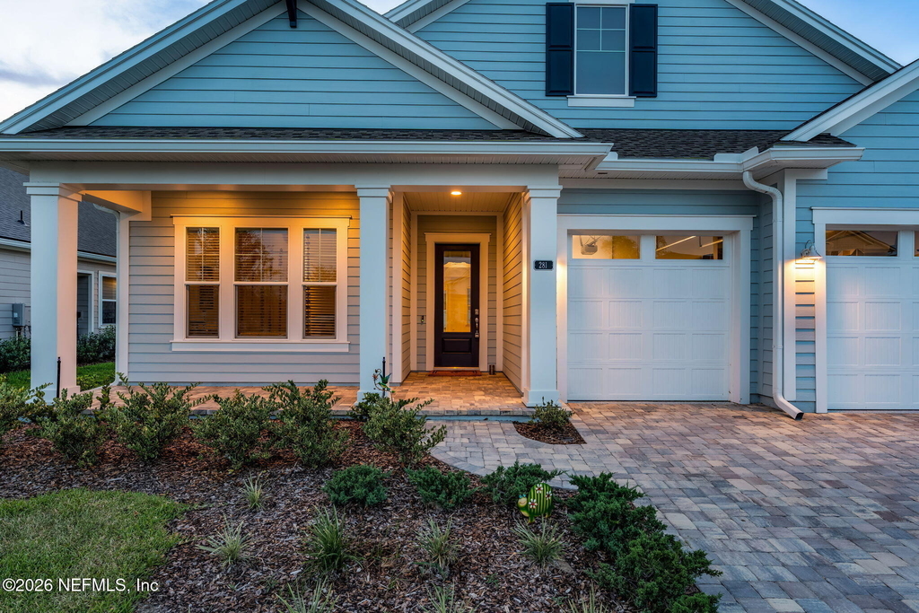 281 Pine Grove Point - Photo 1