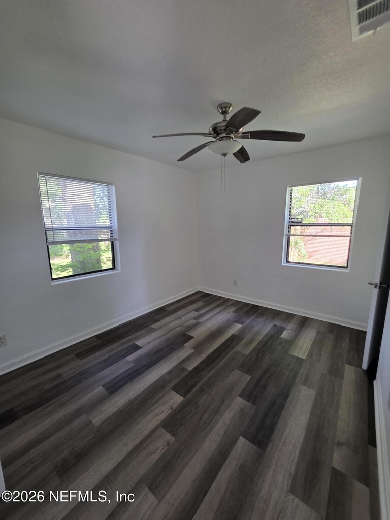 7816 Catawba Drive - Photo 13