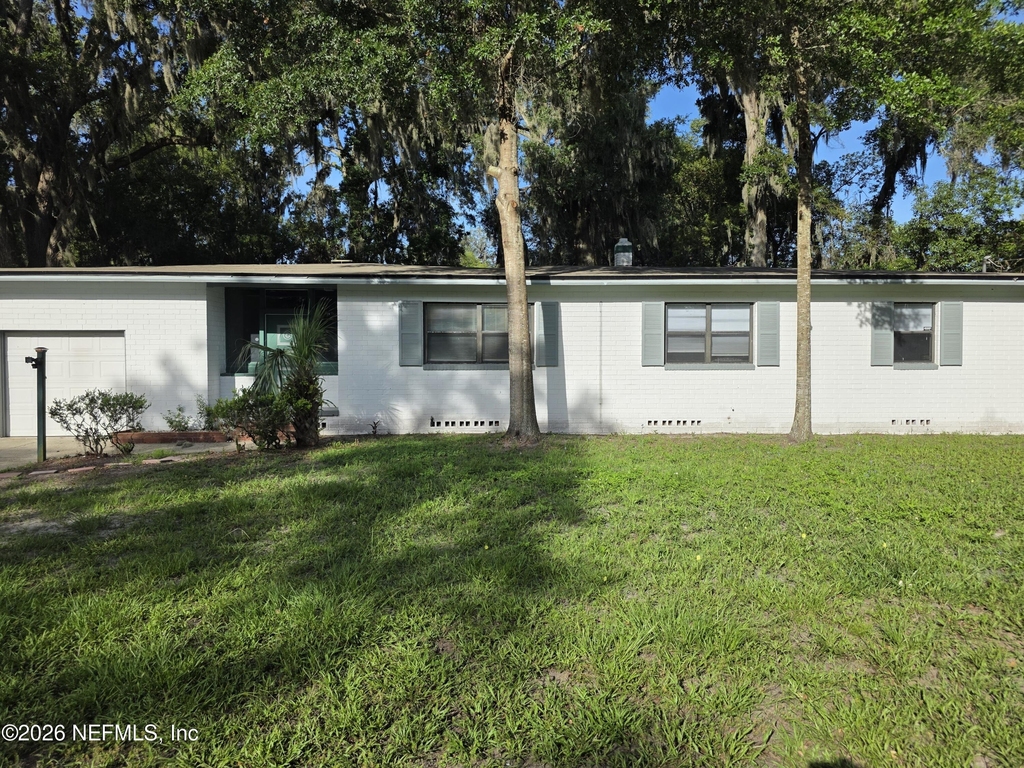 7816 Catawba Drive - Photo 0