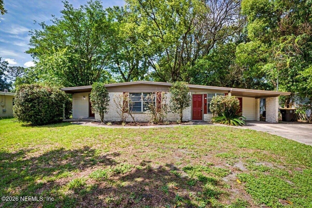 7010 Arques Road - Photo 1