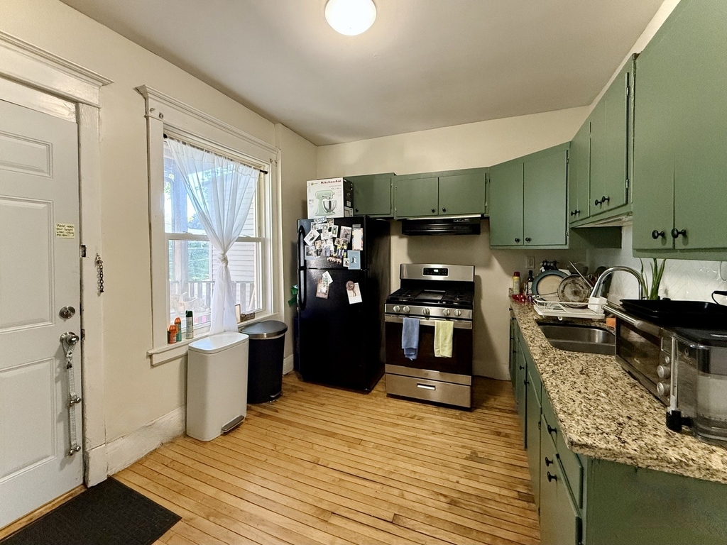 47 Chicago Avenue - Photo 1