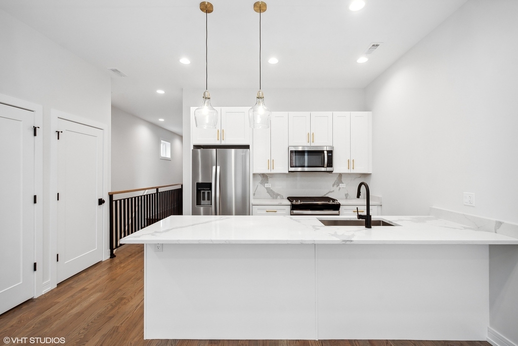 2246 W Jackson Boulevard - Photo 4