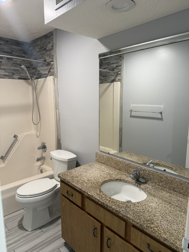 3405 Holiday Court - Photo 5