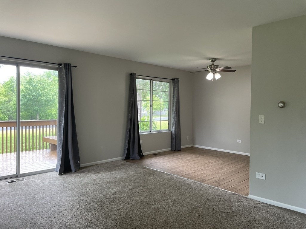 462 Village Creek Drive - Photo 6