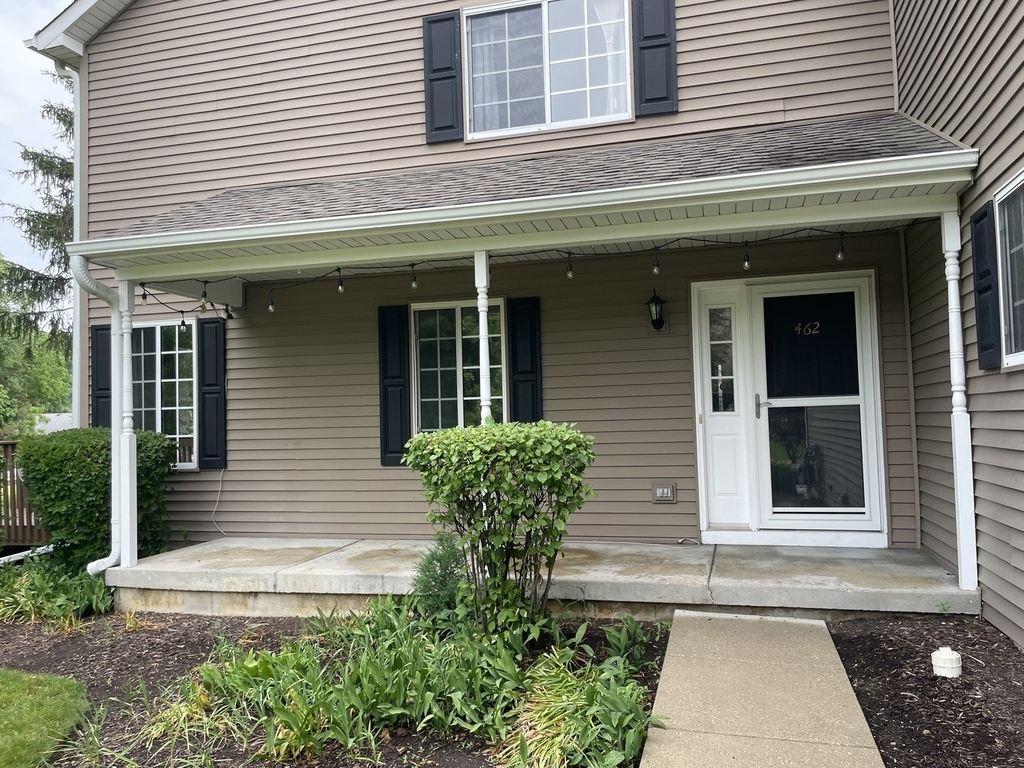 462 Village Creek Drive - Photo 0
