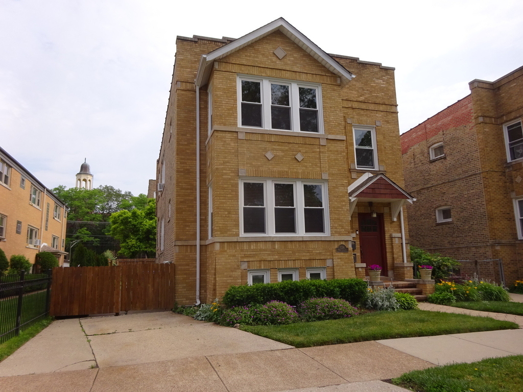 5314 W Leland Avenue - Photo 1