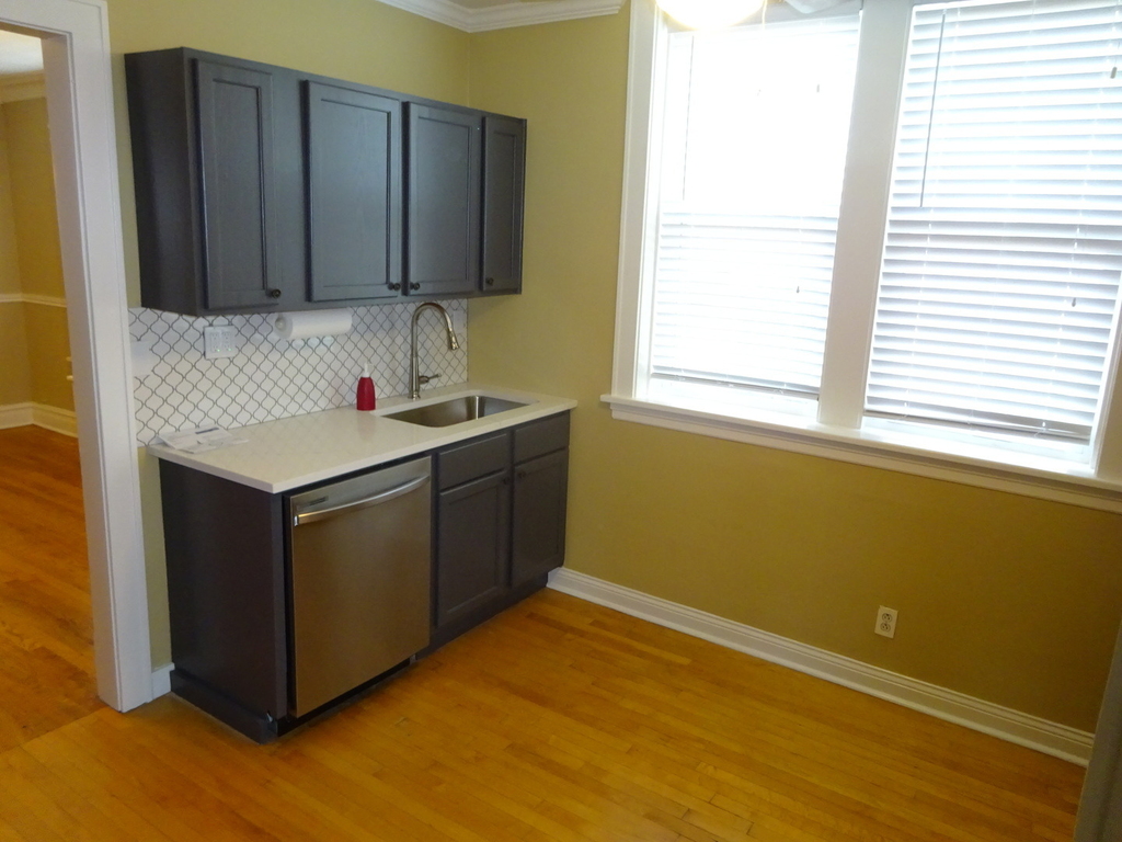 5314 W Leland Avenue - Photo 9