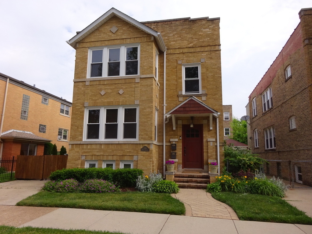 5314 W Leland Avenue - Photo 0