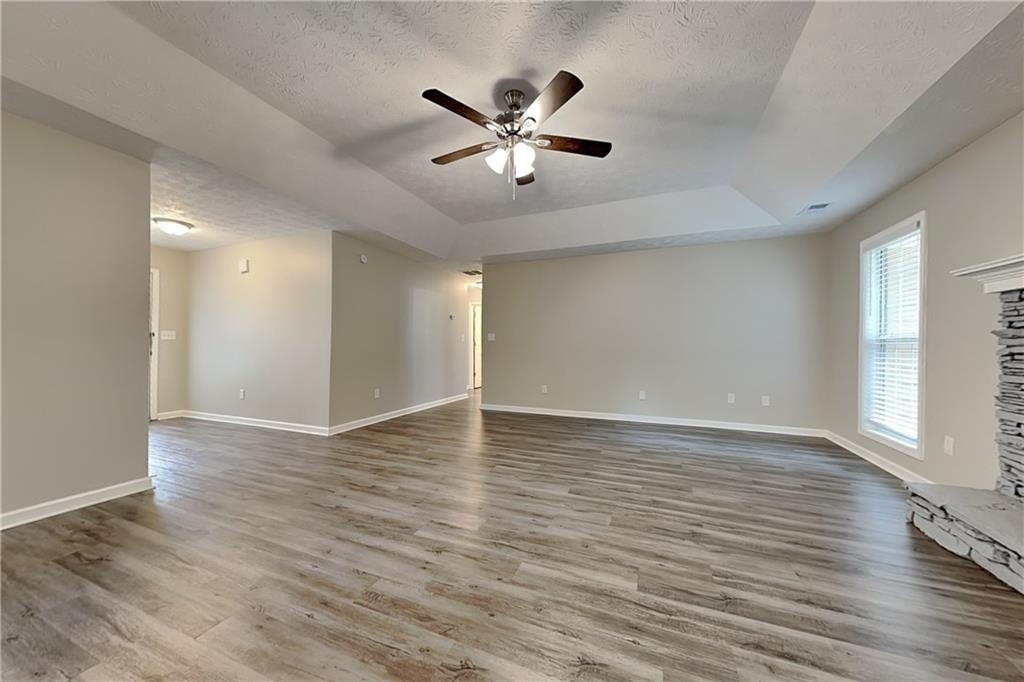 70 Leighs Grove Way - Photo 3