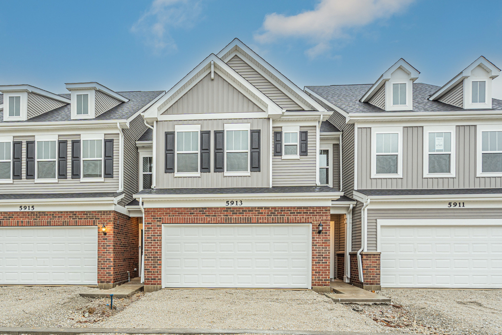 5913 Hawkweed Drive - Photo 0