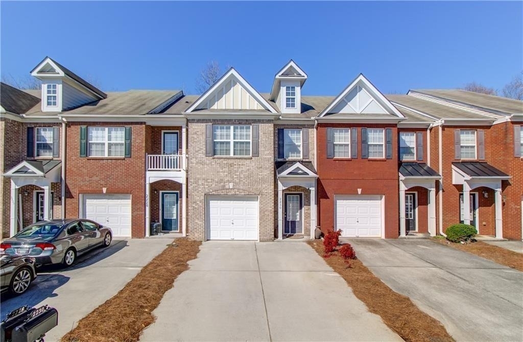 2230 Hawks Bluff Trail - Photo 0