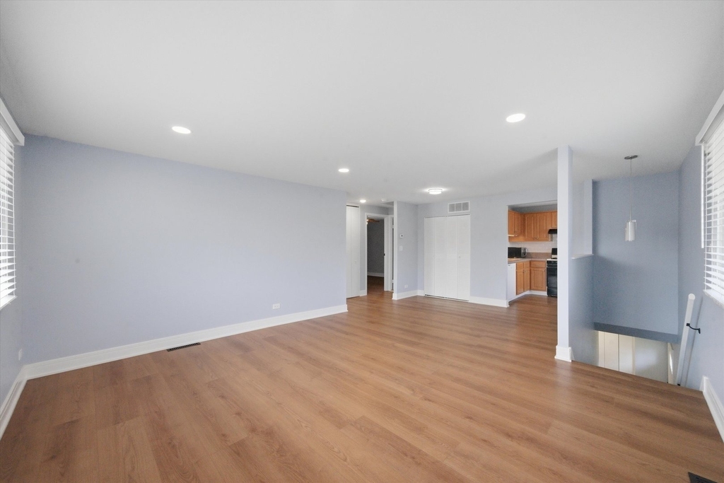 18 Dennis Court - Photo 8