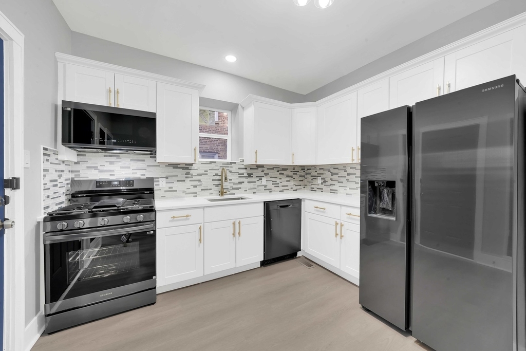 41 W 14th Place - Photo 8