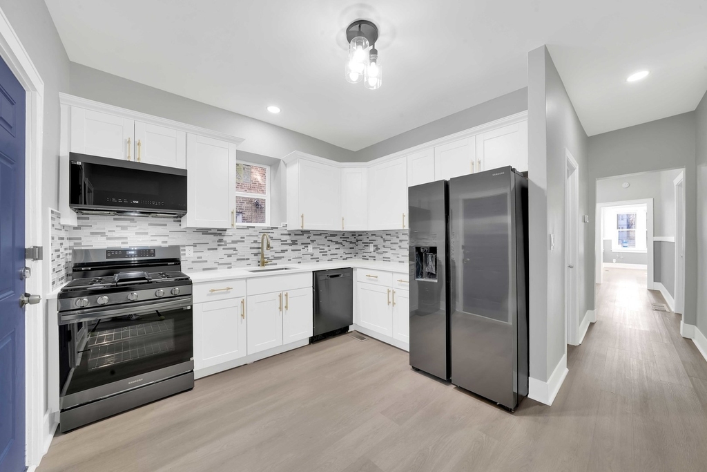 41 W 14th Place - Photo 9