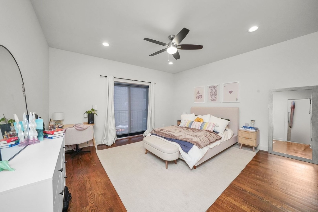 838 W Erie Street - Photo 7