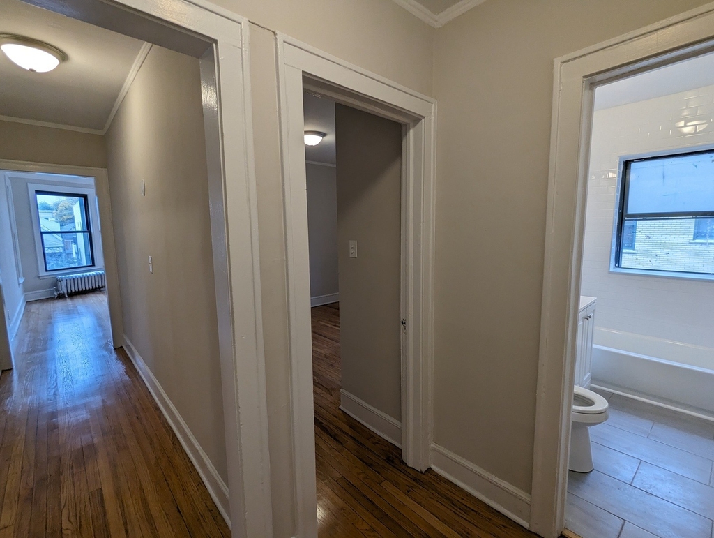 2338 N Spaulding Avenue - Photo 7