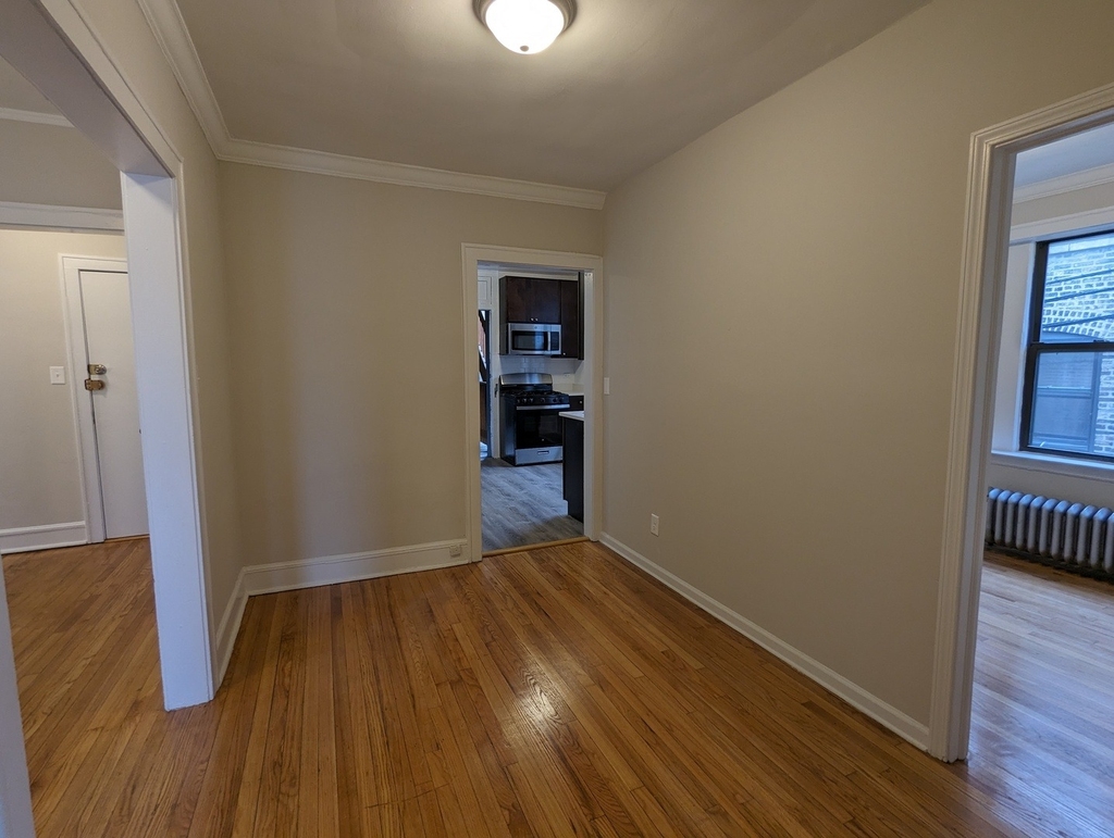 2338 N Spaulding Avenue - Photo 17