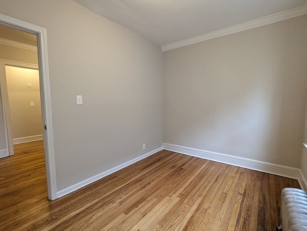 2338 N Spaulding Avenue - Photo 22